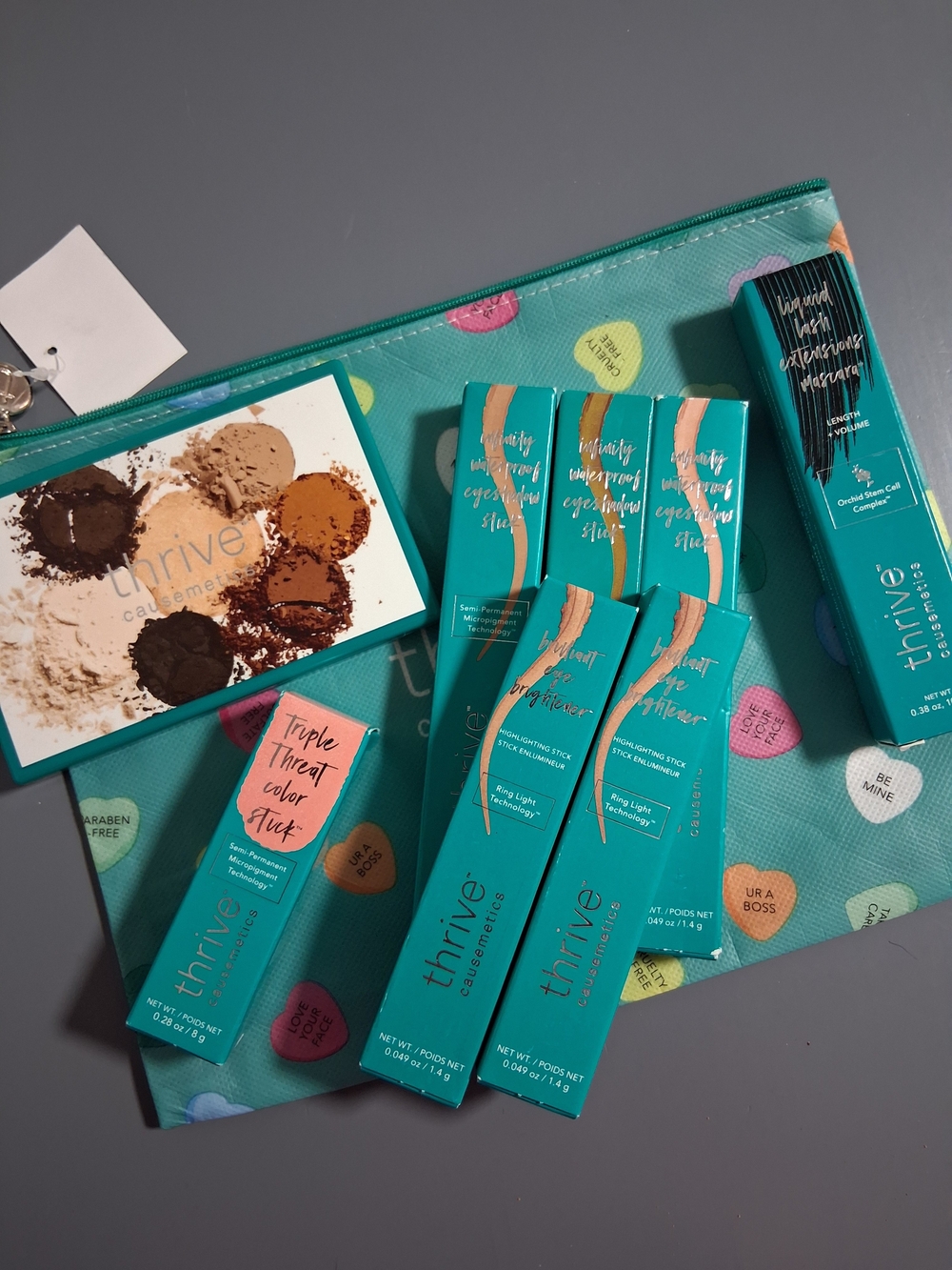 Thrive Causemetics Teal Makeup Set